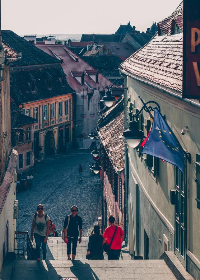Gasthof Sara Сібіу Екстер'єр фото
